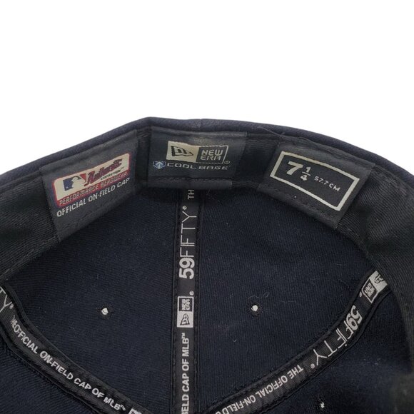 NEW YORK YANKEES Hat Cap Baseball Black WS 2009 Fitted 7 1/4 New Era On Field - Picture 8 of 8